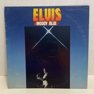 Elvis Presley collection 4 total including rare moody blue record also 1 booklet
